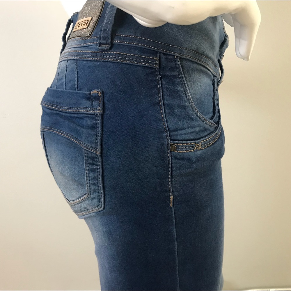 Jeans - Picture 5 of 8